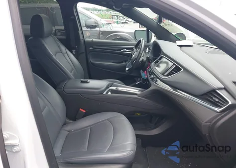 2024 Buick Enclave Premium Awd z USA, uszkodzony, nr VIN 5GAEVBKW8RJ114308